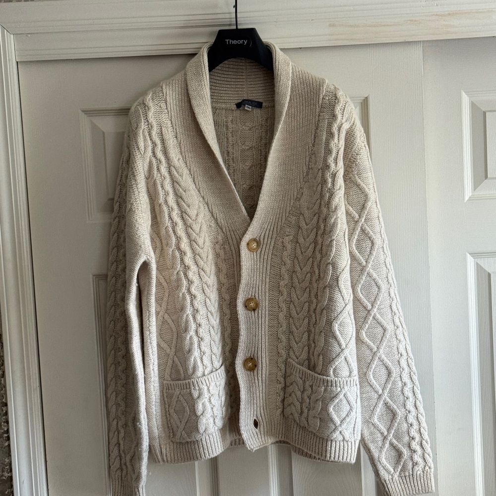 Lora Gi Beige Cable wool Knit Cardigan